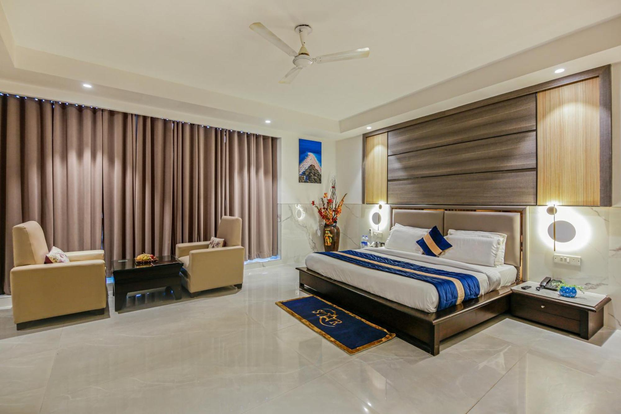 Hotel Delhi 37 By Star Group Near Delhi Airport New Delhi Bagian luar foto