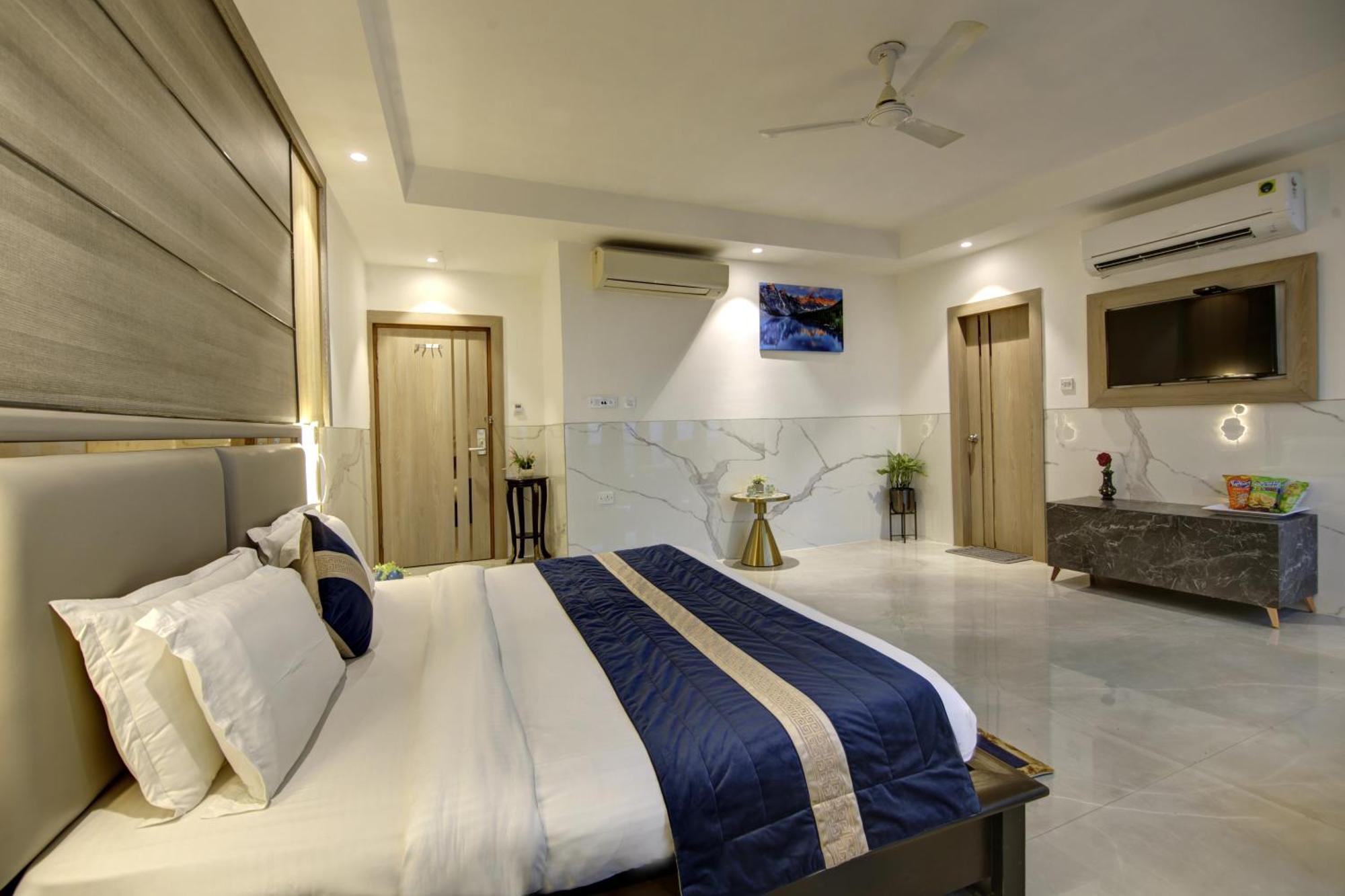 Hotel Delhi 37 By Star Group Near Delhi Airport New Delhi Bagian luar foto