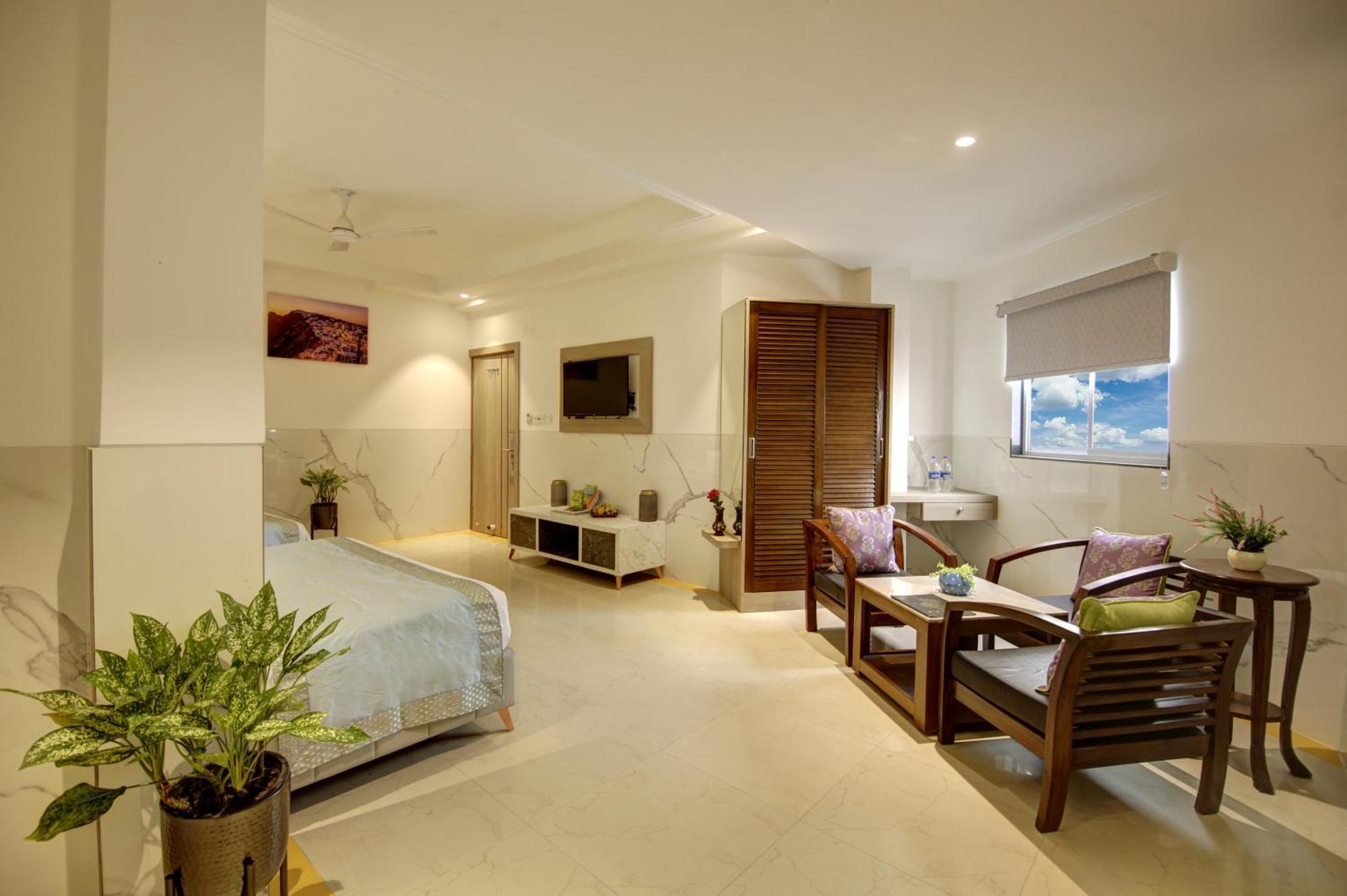 Hotel Delhi 37 By Star Group Near Delhi Airport New Delhi Bagian luar foto