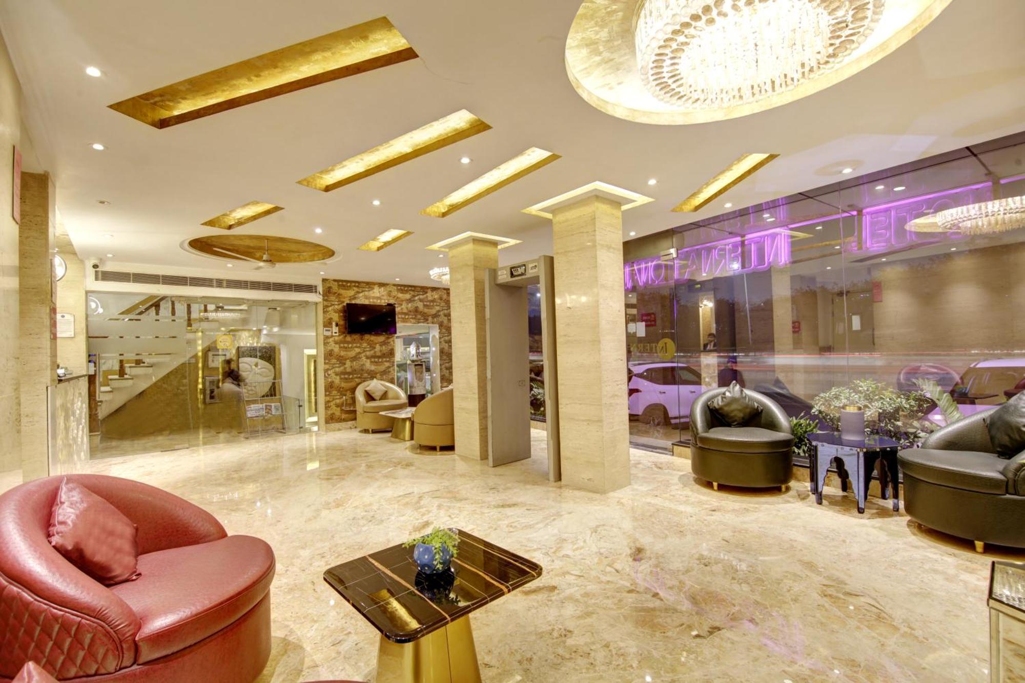 Hotel Delhi 37 By Star Group Near Delhi Airport New Delhi Bagian luar foto