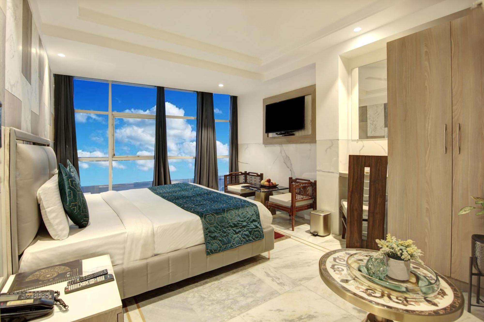 Hotel Delhi 37 By Star Group Near Delhi Airport New Delhi Bagian luar foto